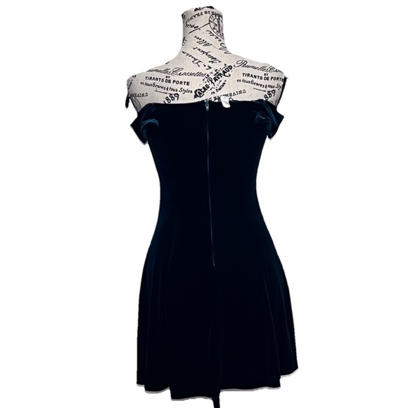 Teezeme Green Velvet Mini Dress Goth Grunge Vampy Witchy Preppy Hoco Prom Nye XS - Picture 5 of 9